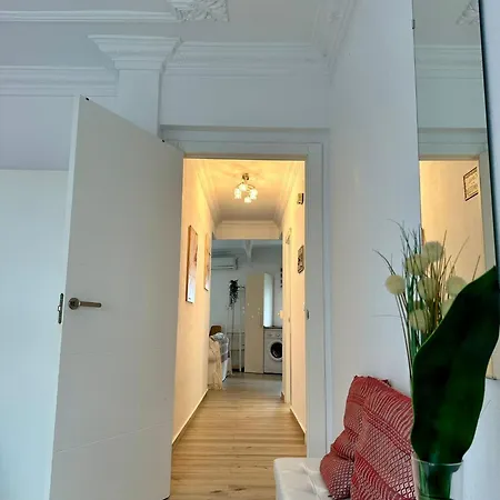 Aba La Mamma コニル・デ・ラ・フロンテラ